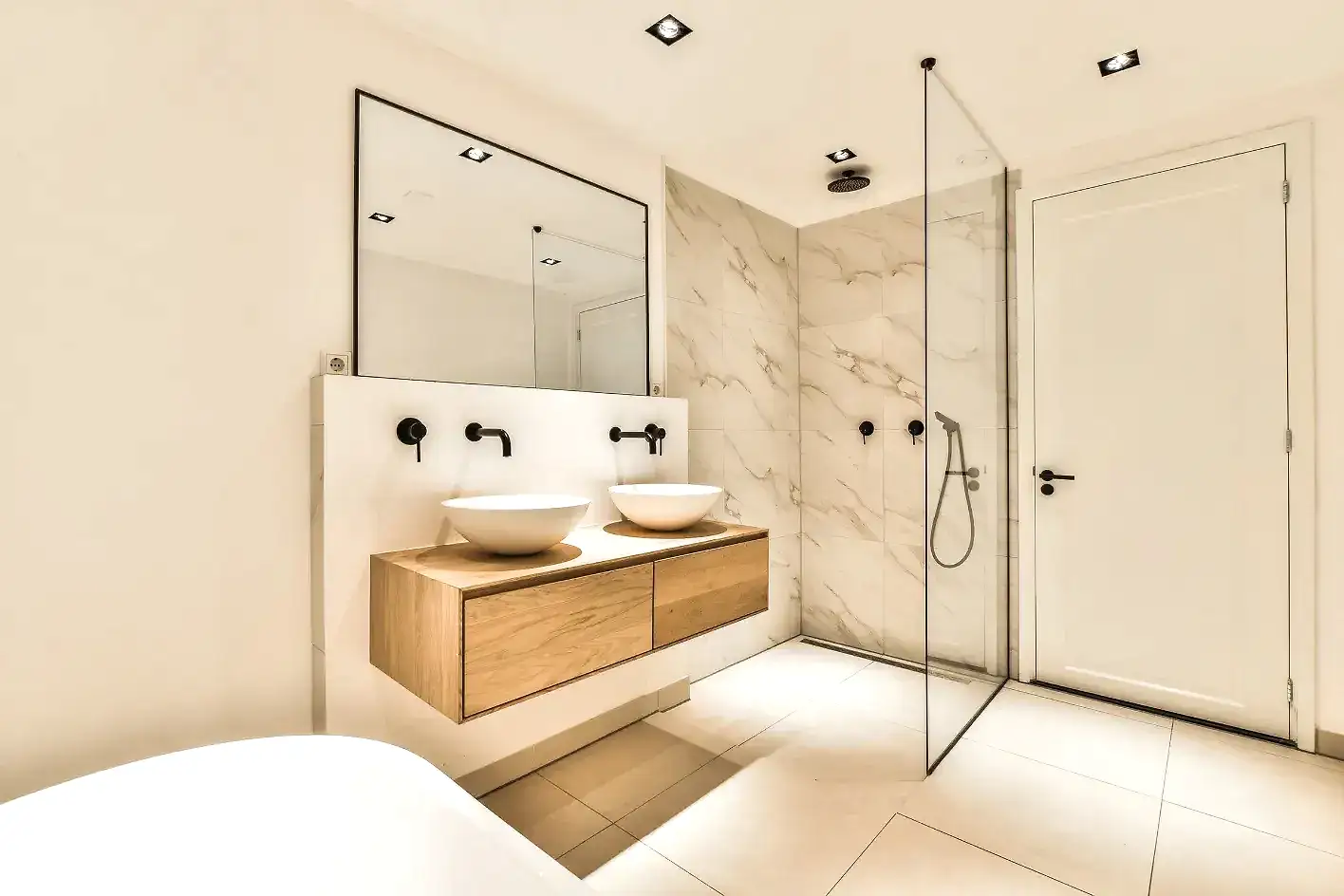 Temiz ve modern banyo tadilatı bitmiş proje detayı